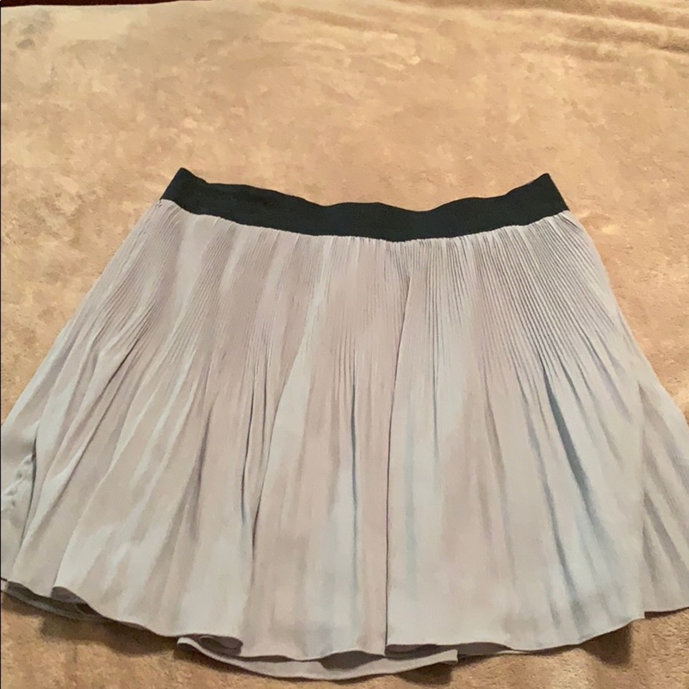 Grey skirt